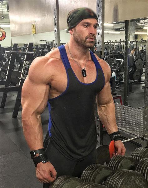 bradley martyn height and weight|Bradley Martyn Height, Weight, Age, Measurements,。